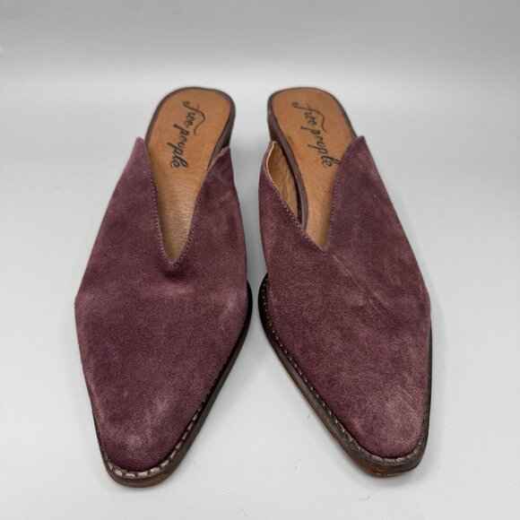 Free People Women's Anya burgundy Suede Pointed Toe Chunky Heel Mules Size 9.5 - Picture 4 of 8